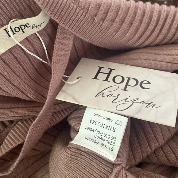 Hope Horizon Purple Wrap Knit Top - Picture 6 of 14